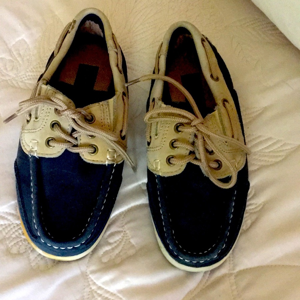 Great condition boys leather Docksiders